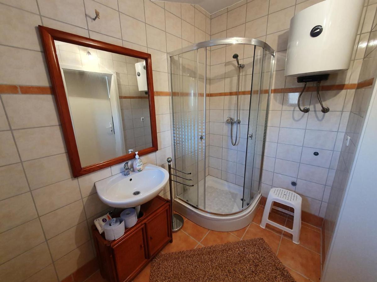 Private Accommodation Kanegra Ουμάγκ Εξωτερικό φωτογραφία